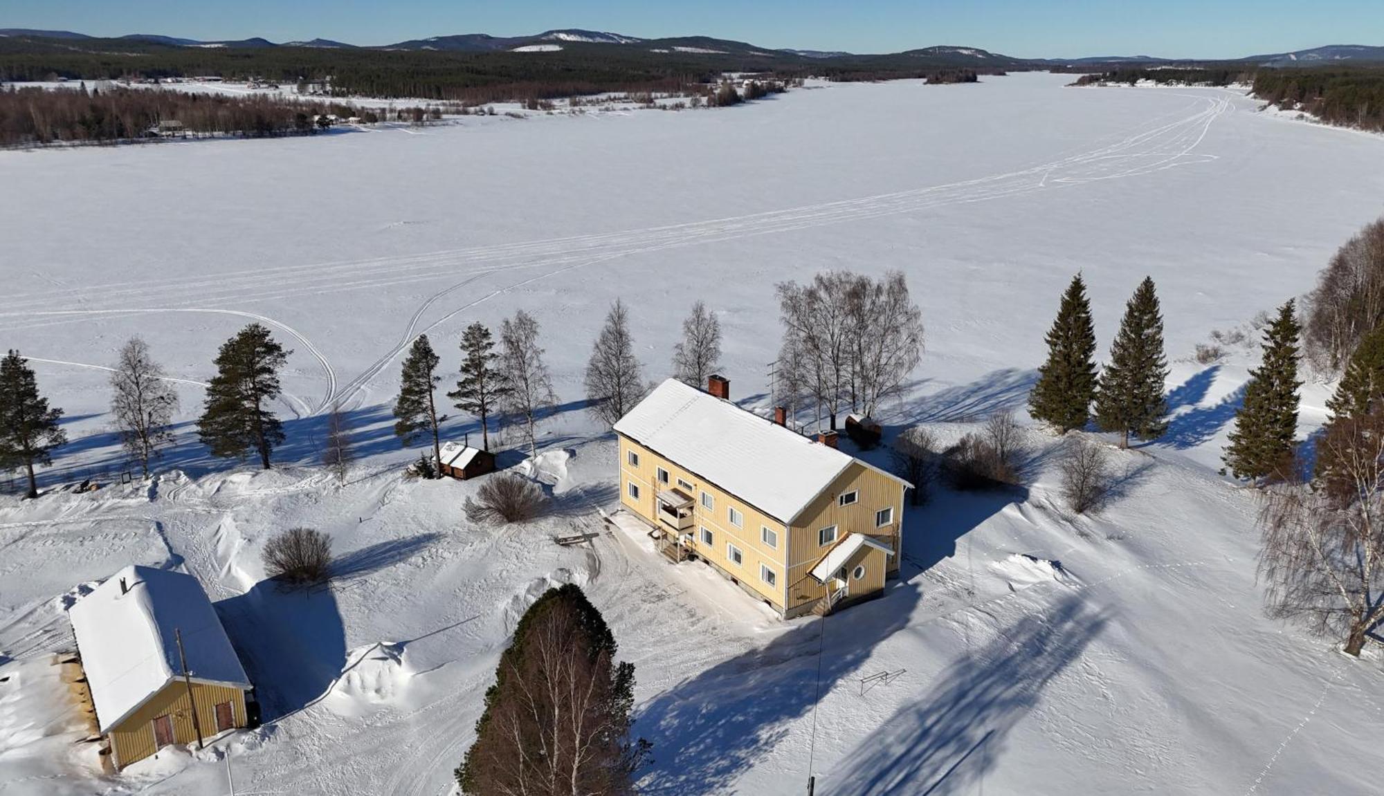 Apartmán Napapiirin Eraekartano Pello Exteriér fotografie