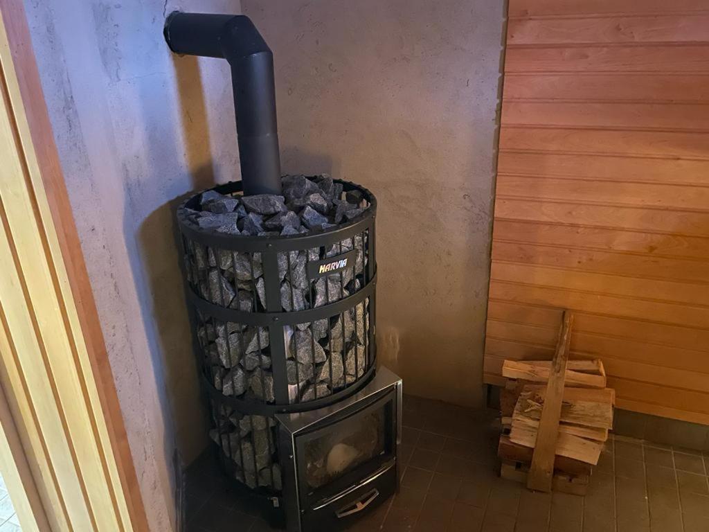 Apartmán Napapiirin Eraekartano Pello Exteriér fotografie